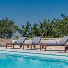 Villa Manda Korina - Three-Bedroom Villa with Private Pool