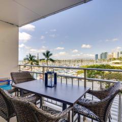 Honolulu Studio with Ocean View Parking Included!