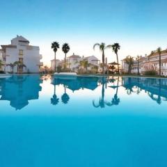 Calanova Grand Golf 2 Bed Apartment - golf course views