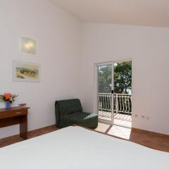 Villa Dubravka - Superior Studio Apartment with Balcony and Sea View Apartman 3