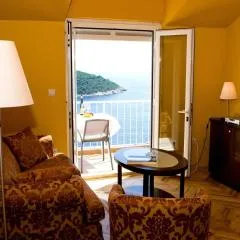 Apartments Sipa - Premium One Bedroom Apartment with Balcony and Sea View Apartman E
