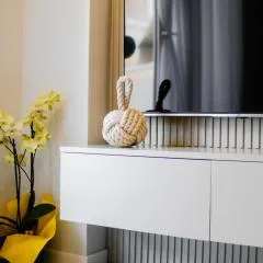 Urban Gem-Fresh & Central