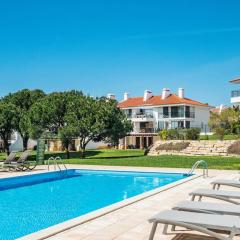 Stylish 2BR Ground Floor Apartment in Vila Sol, Direct Garden and Poolside Acces