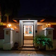 Luxurious large size swimming pool villa in Rawai