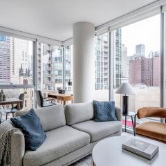 River North 1br w gym lounge roof nr L CHI-838