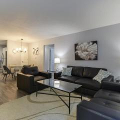 Glam R Us - Pool - Fabulous Location Must Stay