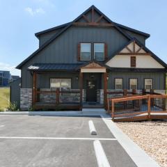 Journey's Remedy -Lake View Sleeps 30