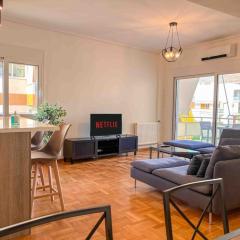 Bright & Spacious Apartment near Glyfada Center