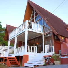 NEW OPEN!Popular beaches are within a 5minute walk