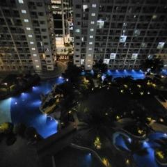 Spacious 2-BR Condo - Shore Residence Tower D - Walking distance to Moa