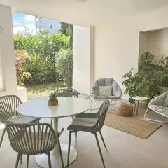 Crystal Luxury Holidays, El Palm Mar in Tenerife South