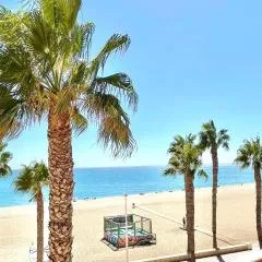 Apartment in Roquetas near Beaches