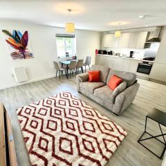 Stunning Ground Floor Apartment!