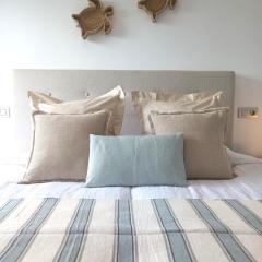 Las Burras Beachfront