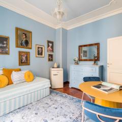 Casa Tudor, Charmy Eccentric Flat in Piccola Londra 10 Min from City Center