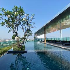 Chiang Mai 24 At The Astra Condo