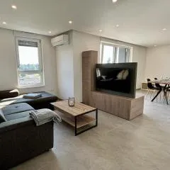 Air-conditioned Apartment with terrace