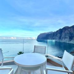 Apartamento incleibles vistas al océano y piscina.