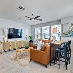 Blocks To Beach - Coastal Beach Decor - Garage Parking - Gated Community - 30 Day Fully Furnished