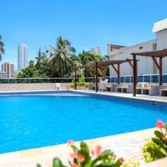 Moderno hospedaje privado con piscina