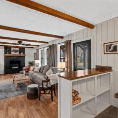 Cozy Modern Cabin Wrv Site, Kayaks & Canoes