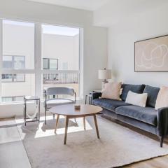 Blueground Hayward pool on-site restaurants SFO-1698