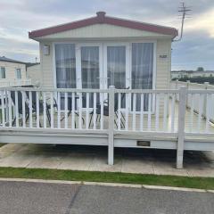 PG101 6 BERTH DELUXE ON THE GOLDEN PALM CHAPEL st LEONARD PG101