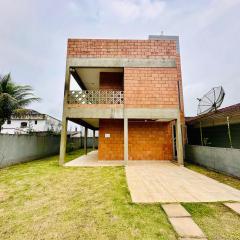 Casa com Vista do Mar e Montanha