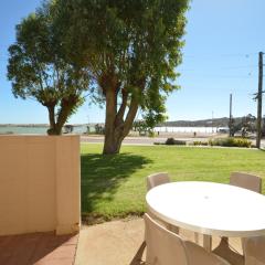 Riverview Holiday Apartment 2 - Kalbarri WA