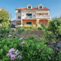 Apartments with parking spaces Zablace, Sibenik - 22255