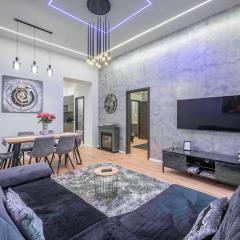 Exclusive Downtown Apartment with AC