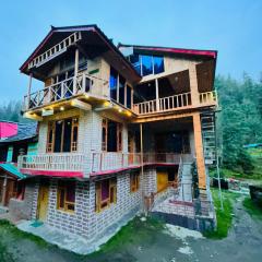 jibhi Alpine Homestay Gadagusain