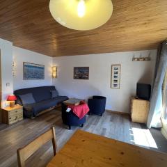 Appartement famille Méribel, proche pistes, balcon, casier à skis - FR-1-355-238