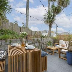 Offshore, Carbis Bay, St Ives