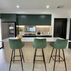 Modern & Chilled Stay in Bayswater