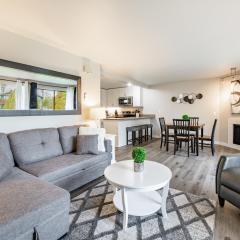 Modern Condo with Family-Friendly Hot Tub 102