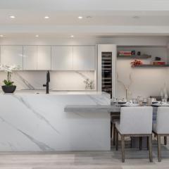 Renovated Aspen 2BR Condo - Walk to Gondola