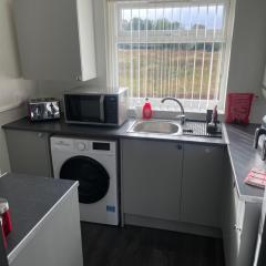 Modern and Homely Appartment! - Available as individual rooms or the Entire Property!