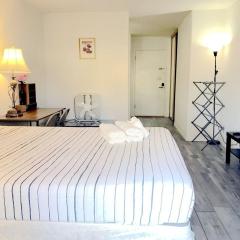 Super bedroom with private bathroom 5