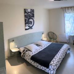 ABEL Hôtel CHAMBRE ECONOMIQUE PARKING PRIVE WIFI