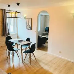 La perle rare Chambly, Proche Parc Astérix , château de Chantilly