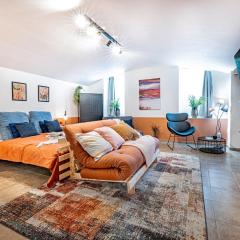 Prague Days - Industrial studio - Netflix - Náměstí Míru