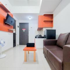 Warm and Minimalist 2BR at Serpong Garden Apartment By Travelio