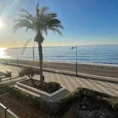 Genial 1ª linea de mar Mediterráneo