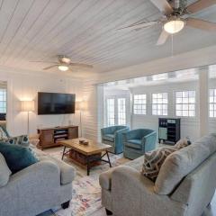 4 Minute Walk To North Beach! Classic Cottage!