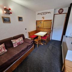 Résidence Melezets 2 - 2 pièces centre station MAE-7241