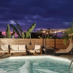 Maison avec piscine chauffée, jacuzzi et sauna 6 chambres