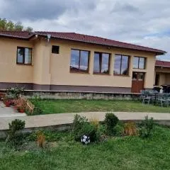 Къща за гости ЖАСМИН