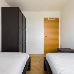Spacious, Modern 3-Bed Home