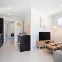 Smart Suites Self Check-in Apartments - W Freney